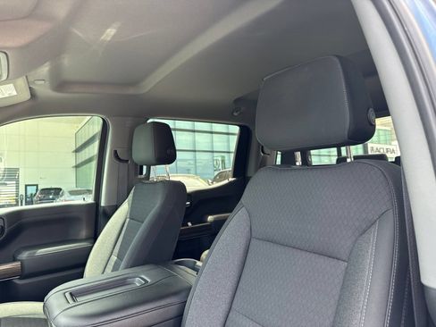 Used 2020 Chevrolet Silverado 1500 LT Trail Boss AWD/4WD image 16