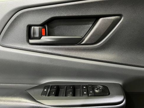 Certified 2023 Toyota Prius LE FWD image 12