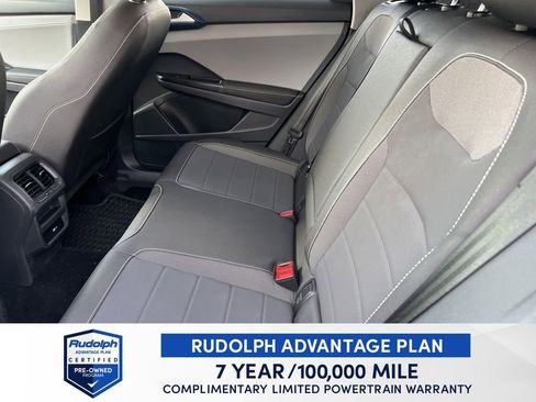 Used 2024 Volkswagen Taos SE AWD/4WD image 11
