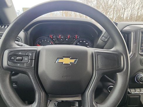 Used 2022 Chevrolet Silverado 1500 Custom image 15
