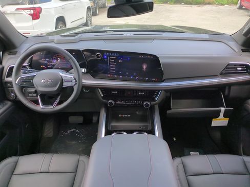 New 2026 Chevrolet Suburban RST w/ RST Capability Package AWD/4WD image 14