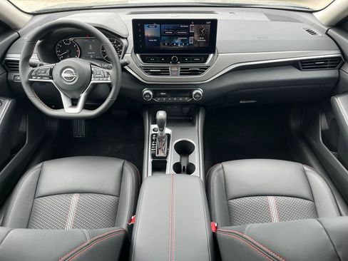 New 2026 Nissan Altima 2.5 SR w/ SR Midnight Edition Package FWD image 19