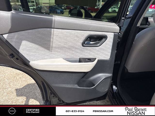 Certified 2023 Nissan Rogue SV FWD image 29