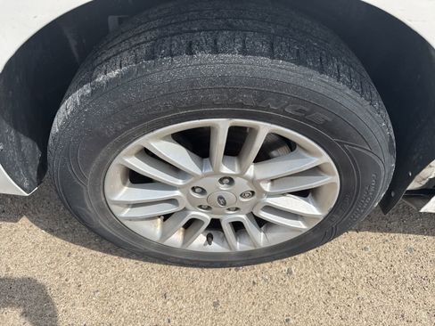 Used 2014 Ford Flex SEL w/ Equipment Group 202A FWD image 8