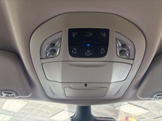 Used 2023 Chrysler Voyager LX FWD image 47