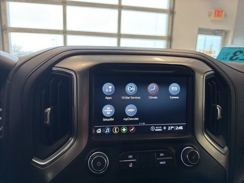 Used 2021 Chevrolet Silverado 1500 LT w/ Z71 Off-Road Package image 24