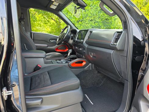 Used 2022 Nissan Frontier Pro-X image 37
