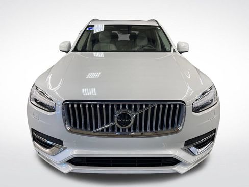 Certified 2024 Volvo XC90 T8 Ultimate AWD/4WD image 13