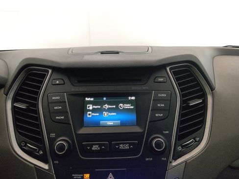 Used 2015 Hyundai Santa Fe GLS w/ Option Group 02 FWD image 25