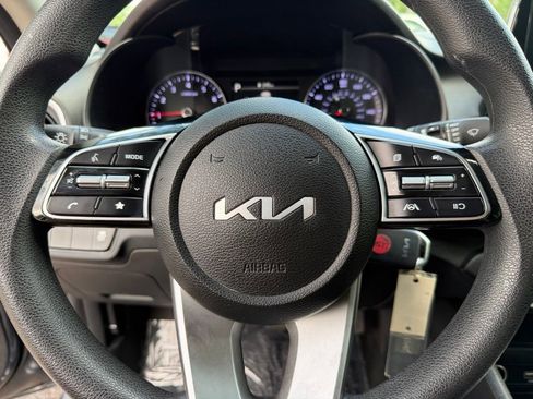 Used 2024 Kia Forte LXS image 22
