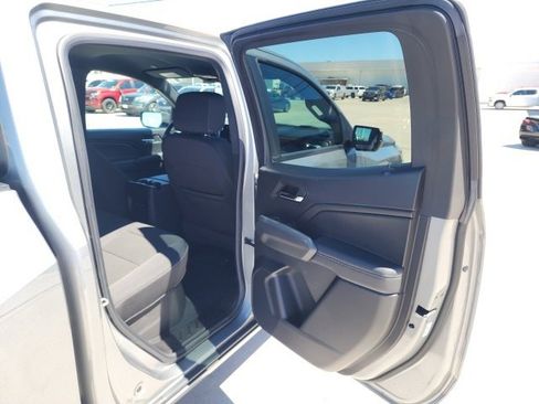 Used 2023 Chevrolet Colorado LT w/ LT Convenience Package image 23