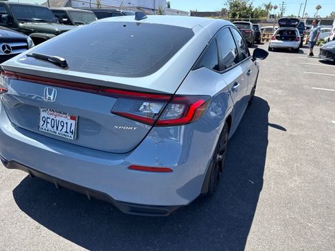 Used 2023 Honda Civic Sport image 14