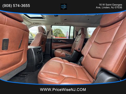 Used 2016 Cadillac Escalade ESV Premium image 25