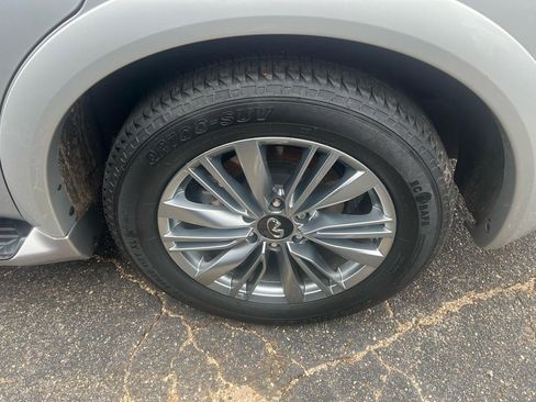 Used 2022 INFINITI QX80 Luxe image 10