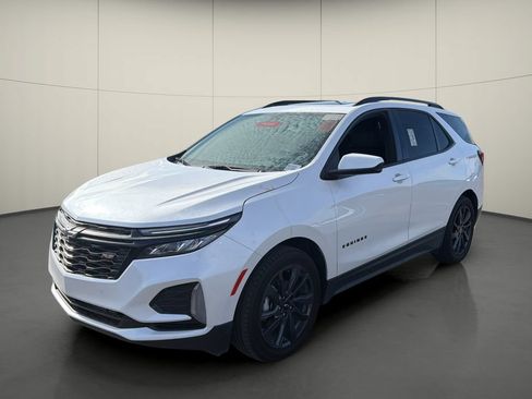 Used 2024 Chevrolet Equinox RS FWD image 3