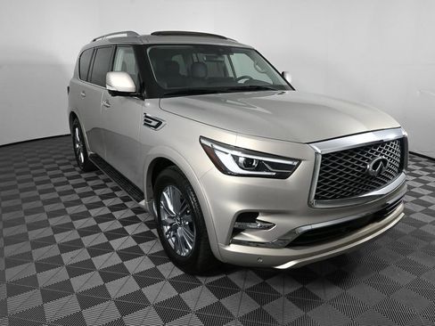 Used 2022 INFINITI QX80 Luxe w/ All-Season Package RWD image 23