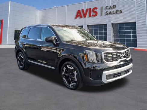 Used 2025 Kia Telluride S image 3