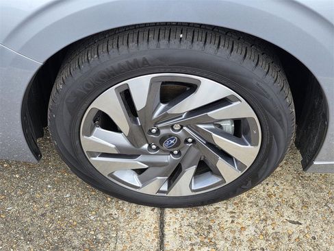 Certified 2025 Subaru Legacy Limited image 33