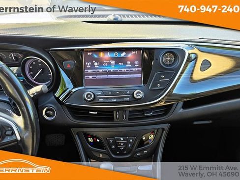 Used 2019 Buick Envision Essence FWD image 9