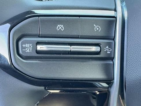 New 2026 Chevrolet Colorado W/T w/ WT Custom Package AWD/4WD image 11