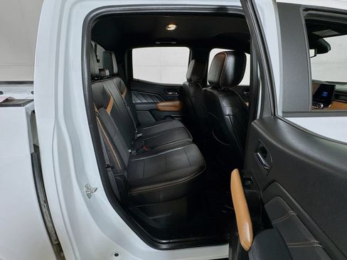Certified 2024 GMC Canyon AT4 AWD/4WD image 25