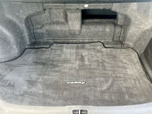 Used 2014 Toyota Camry SE w/ Moonroof Package image 20