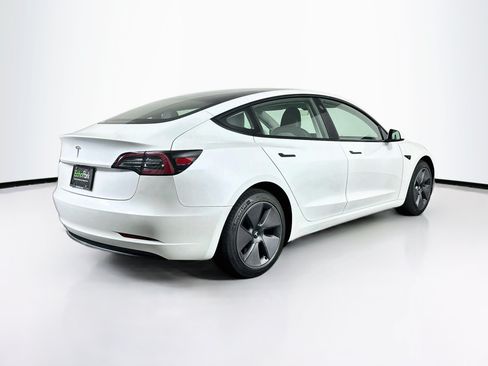 Used 2023 Tesla Model 3 Standard Range RWD image 9