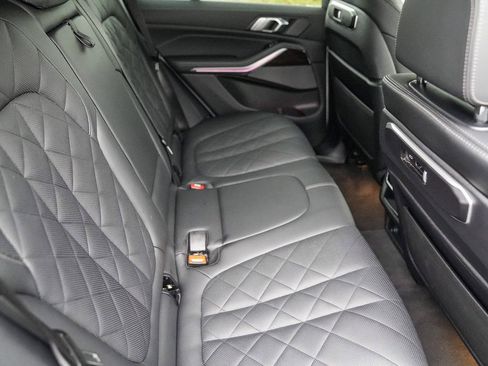 Used 2024 BMW X5 xDrive50e image 16