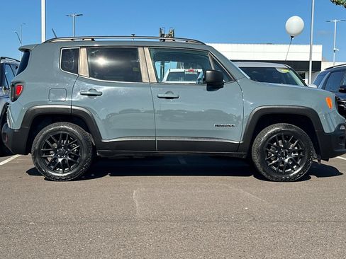 Used 2018 Jeep Renegade Sport w/ Power & Air Group AWD/4WD image 3