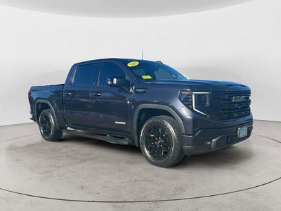 Used 2022 GMC Sierra 1500 Elevation w/ Elevation Premium Package