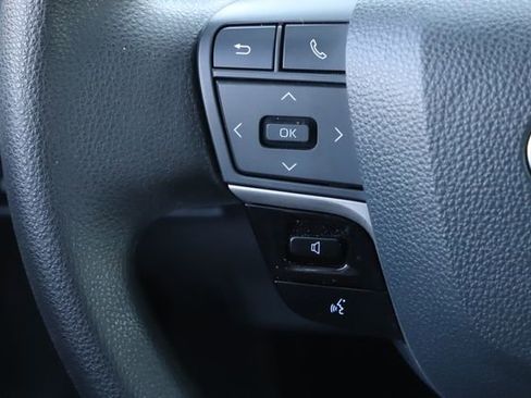 Used 2025 Toyota Camry LE FWD image 22