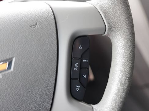 Used 2016 Chevrolet Traverse LS FWD image 21