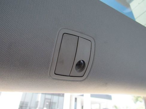 Used 2023 Tesla Model Y Long Range image 31