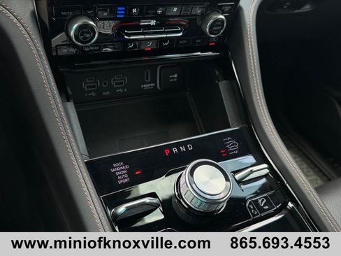 Used 2024 Jeep Grand Cherokee L Summit AWD/4WD image 35