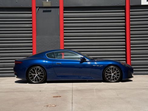 Used 2024 Maserati GranTurismo Modena AWD/4WD image 16