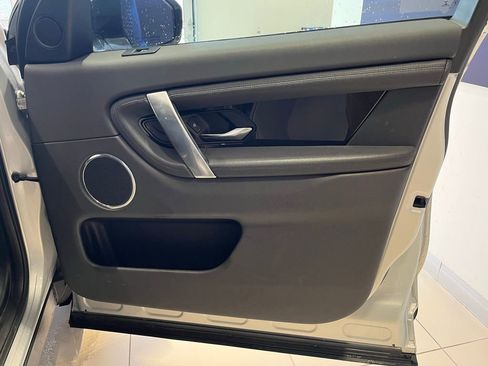 Used 2021 Land Rover Discovery Sport S AWD/4WD image 32