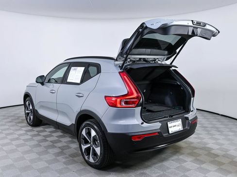 Certified 2026 Volvo XC40 B5 Plus AWD/4WD image 33