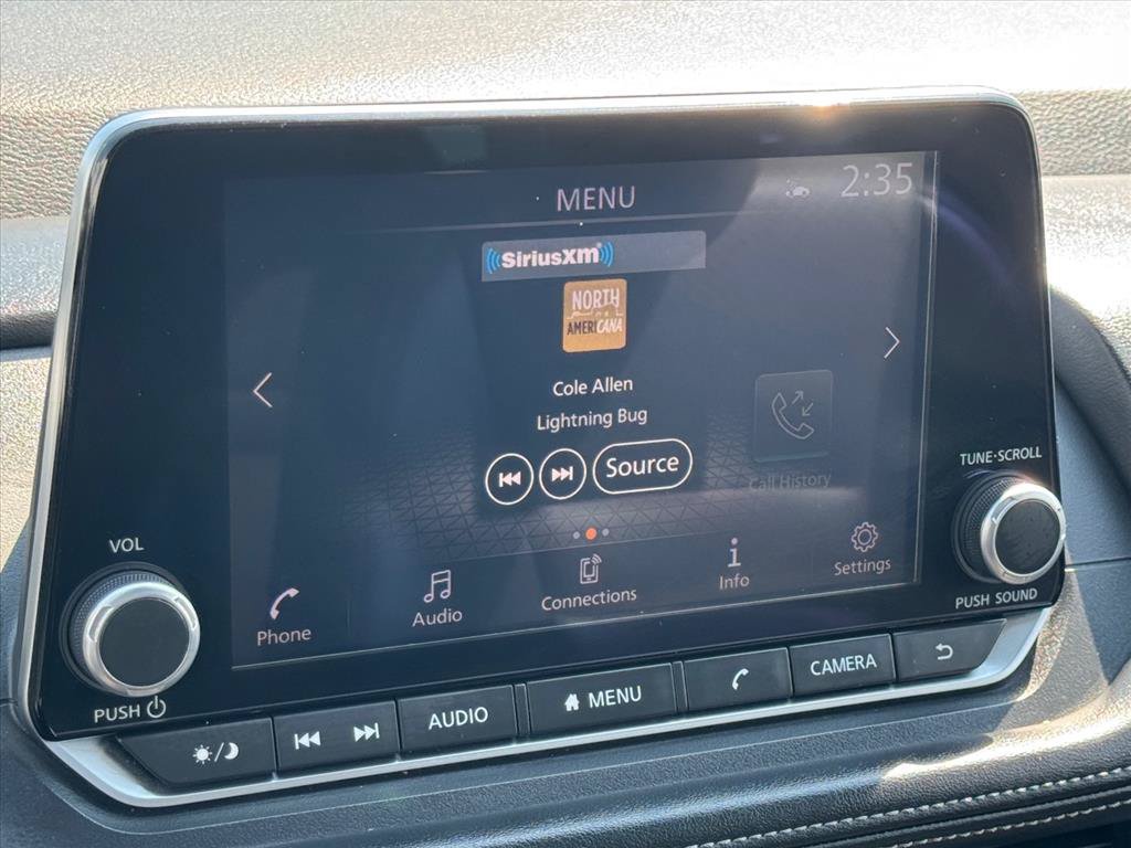 Used 2024 Nissan Rogue SV w/ SV Premium Package FWD image 22