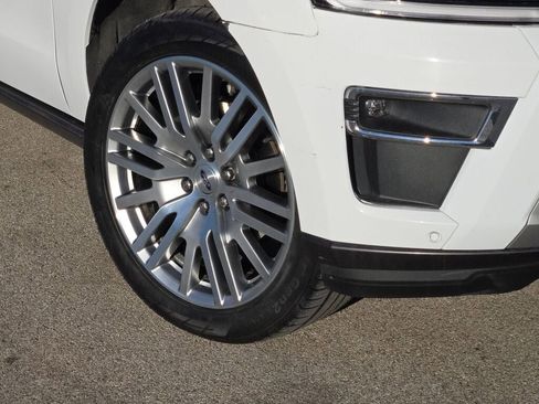 Used 2024 Ford Expedition Max Limited image 3