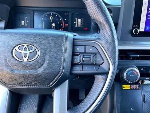 Used 2025 Toyota Tacoma SR5 AWD/4WD image 13