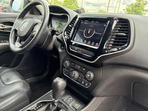Used 2019 Jeep Cherokee Limited AWD/4WD image 41
