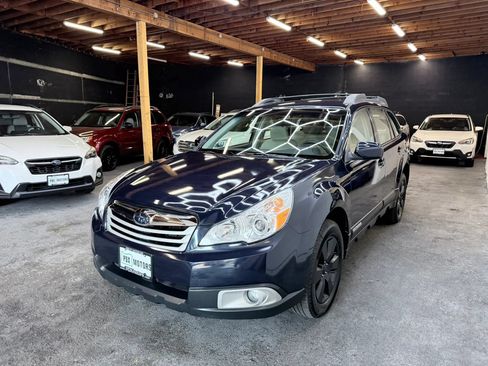 Used 2012 Subaru Outback 2.5i w/ Alloy Wheel Pkg AWD/4WD image 5