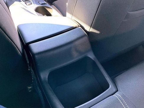 Used 2021 Chevrolet Camaro LT w/ RS Package image 10