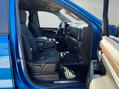 Used 2022 Chevrolet Silverado 1500 LT image 17