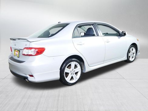 Used 2013 Toyota Corolla S w/ Premium Pkg FWD image 7