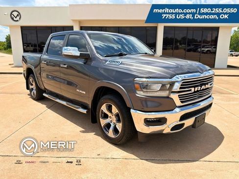 Used 2022 RAM 1500 Laramie AWD/4WD image 1