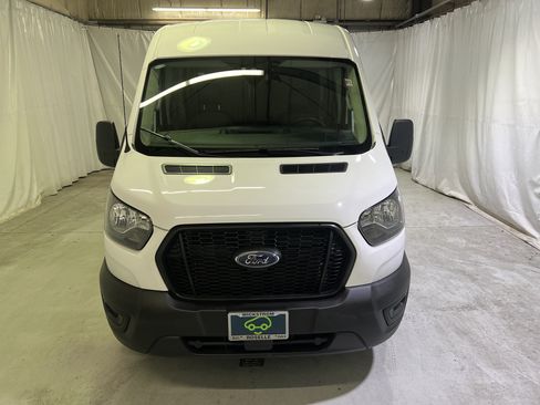 Used 2023 Ford Transit 250 Medium Roof AWD image 3