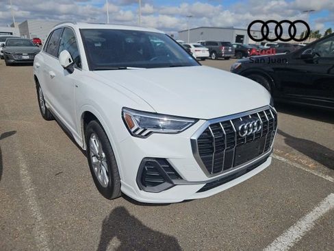 Used 2025 Audi Q3 2.0T Premium w/ Convenience Package image 1