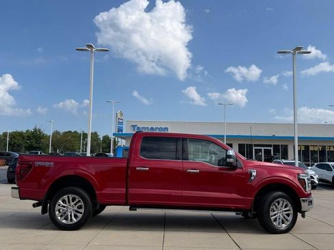 Used 2025 Ford F150 Lariat w/ Equipment Group 502A High AWD/4WD image 4