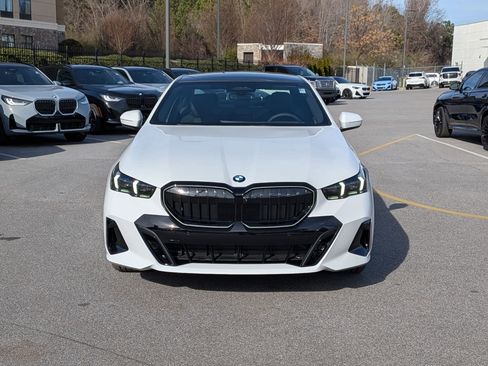 New 2026 BMW 540i xDrive w/ Executive Package AWD/4WD image 8